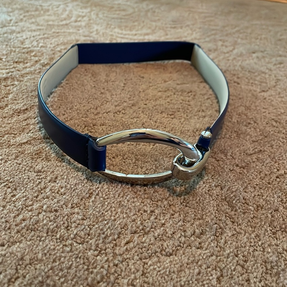 Charming Charlie Navy blue stretchable belt